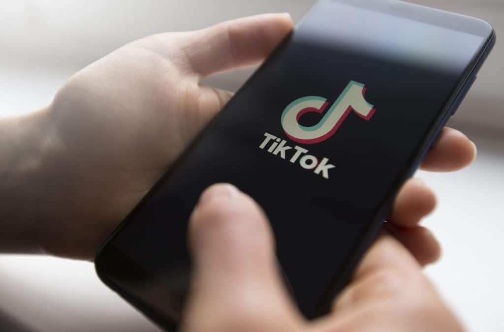 Guide : comment lancer votre entreprise sur TikTok ?